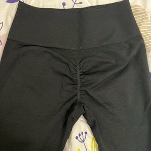 Black yeoreo leggings